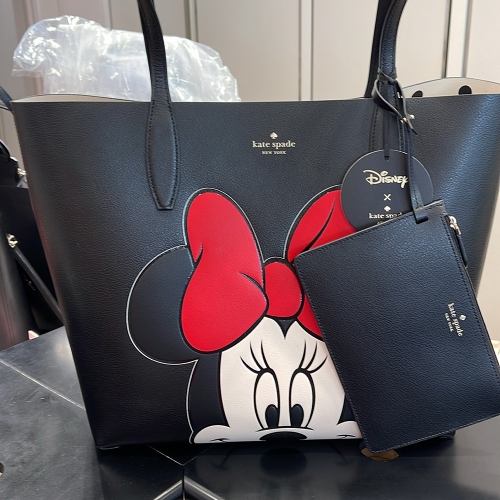 Disney X Kate Spade New York Reversible Minnie Large Tote
NWT - Picture 5 of 16